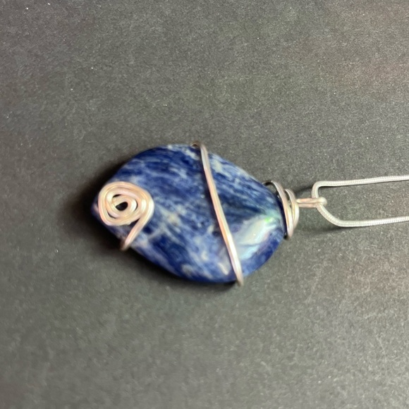 Lapis Lazuli Necklace, Crystal Jewelry, wire wrapped lapis lazuli pendant - Picture 12 of 15